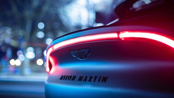 Aston Martin首部客制化DBX亮相Q部门操刀专治有钱人口味