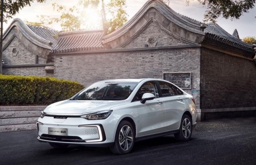 升级BEIJING-EU5 车主：续航长不虚标 诚意足 我再次入手BEIJING汽车